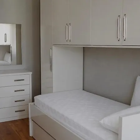 Luxury 3
